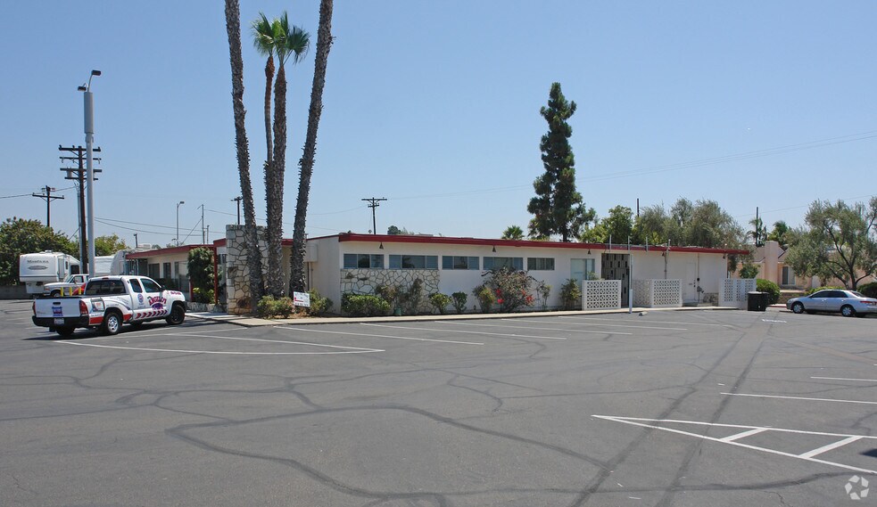 More Photos Of 5105-5185 Waring Rd, San Diego Unknown For Lease