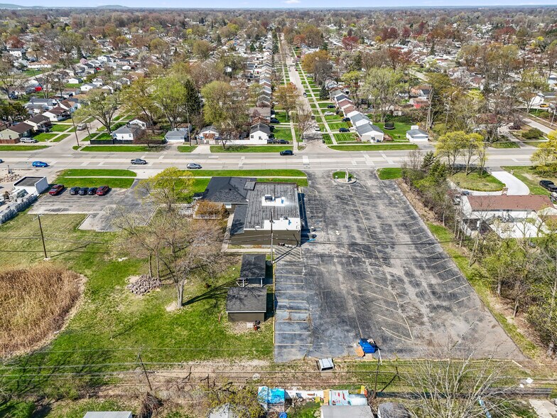 More Photos Of 1217 S Merriman Rd, Westland Lodge Meeting Hall For Sale