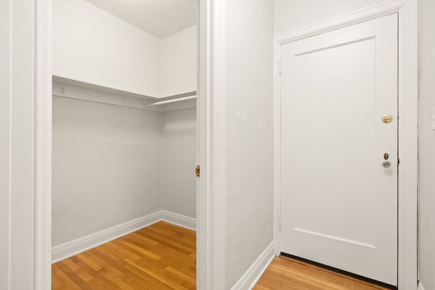 More Photos Of , Portland Multifamily For Sale