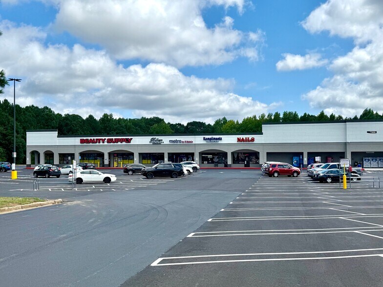 More Photos Of 6469 GA-42 Hwy, Rex General Retail For Lease