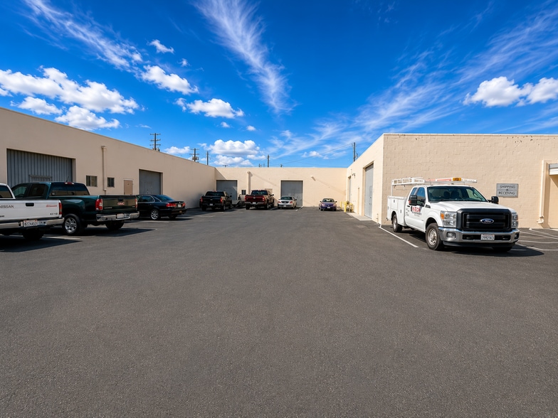 More Photos Of 508 Glenoaks Blvd, San Fernando Industrial For Sale