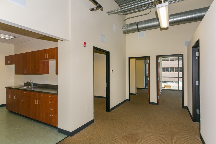 More Photos Of 1314 S king St, Honolulu Medical For Lease