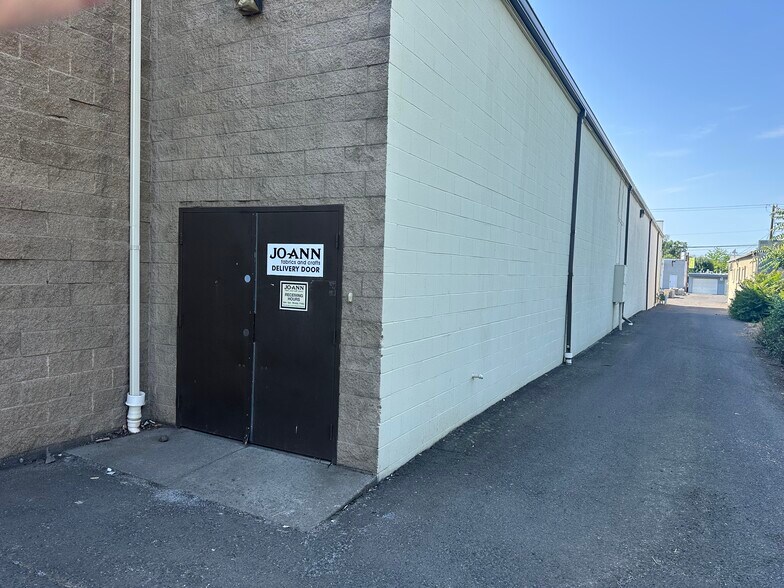 More Photos Of 481 N Wilbur Ave, Walla Walla General Retail For Lease