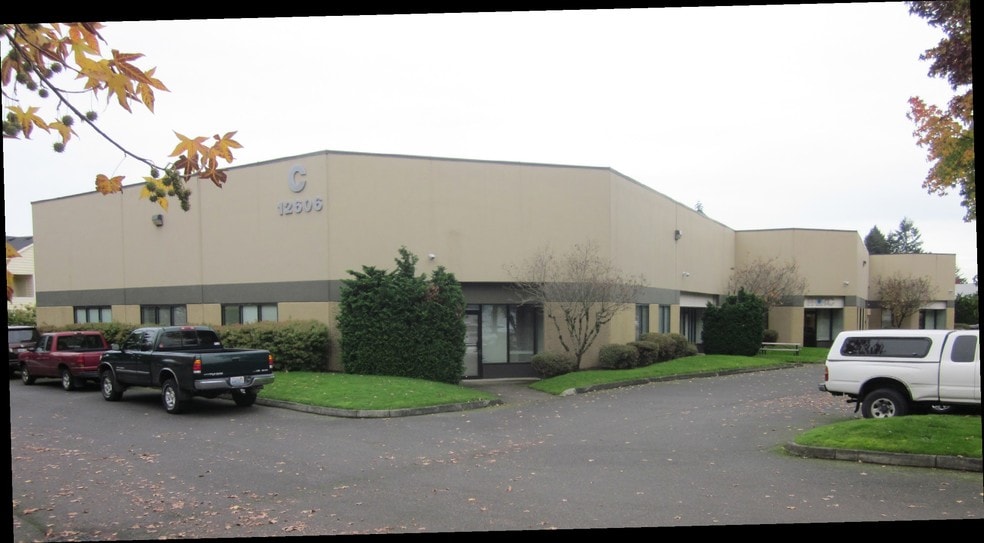 More Photos Of 12606 NE 95th St, Vancouver Warehouse For Lease
