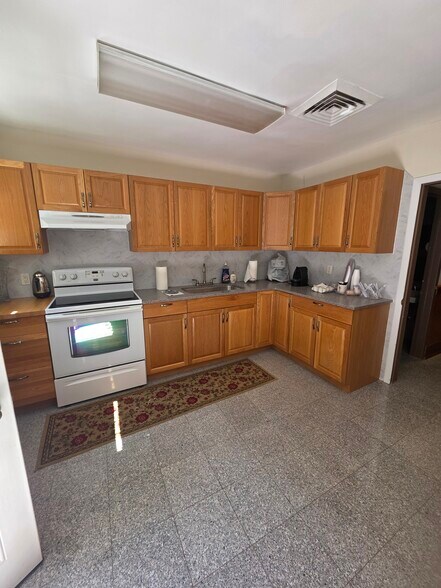 More Photos Of 145-20 14th Ave, Whitestone Freestanding For Sale