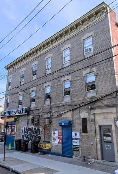 More Photos Of 576 Ridgewood Ave, Brooklyn Storefront Retail Residential For Lease