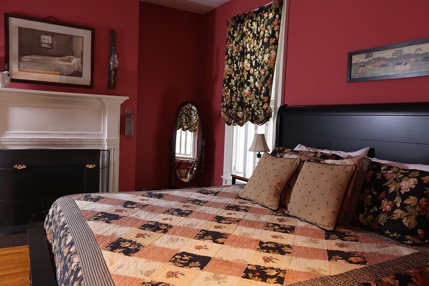 More Photos Of 146 Main St, Stanardsville Hospitality For Sale