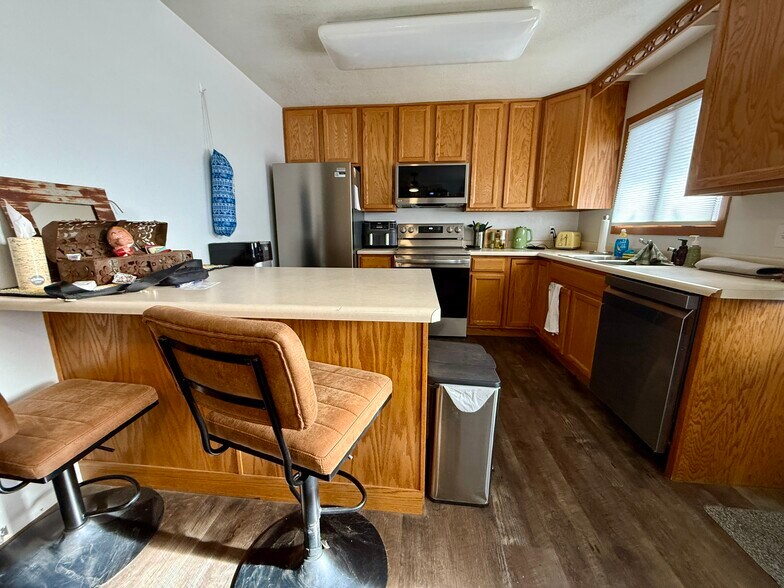 More Photos Of 11 E Washington, Chester Restaurant For Sale