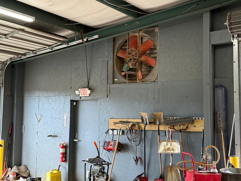 More Photos Of 55 Cut Off Rd, Adairsville Industrial For Sale