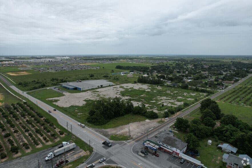 More Photos Of 1025 SR-17, Lake Hamilton Storefront For Sale