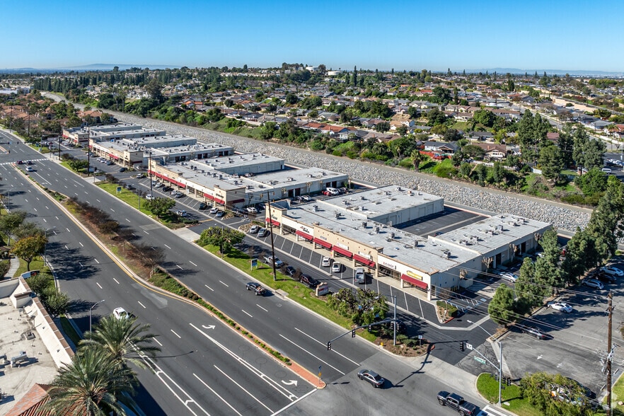 More Photos Of 1251-1401 S Beach Blvd, La Habra Unknown For Lease