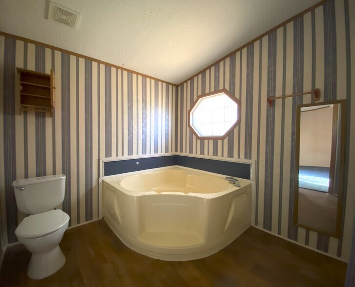 More Photos Of 908 FM 2808, Kempner Manufactured Housing Mobile Home Park For Sale