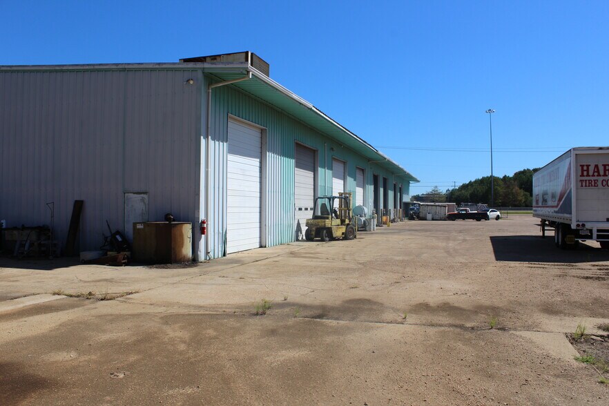 More Photos Of 457 Us-49 S, Jackson Warehouse For Lease