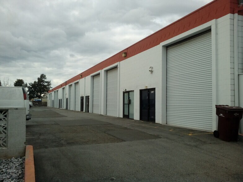 More Photos Of 2297-2317 American Ave, Hayward Warehouse For Sale