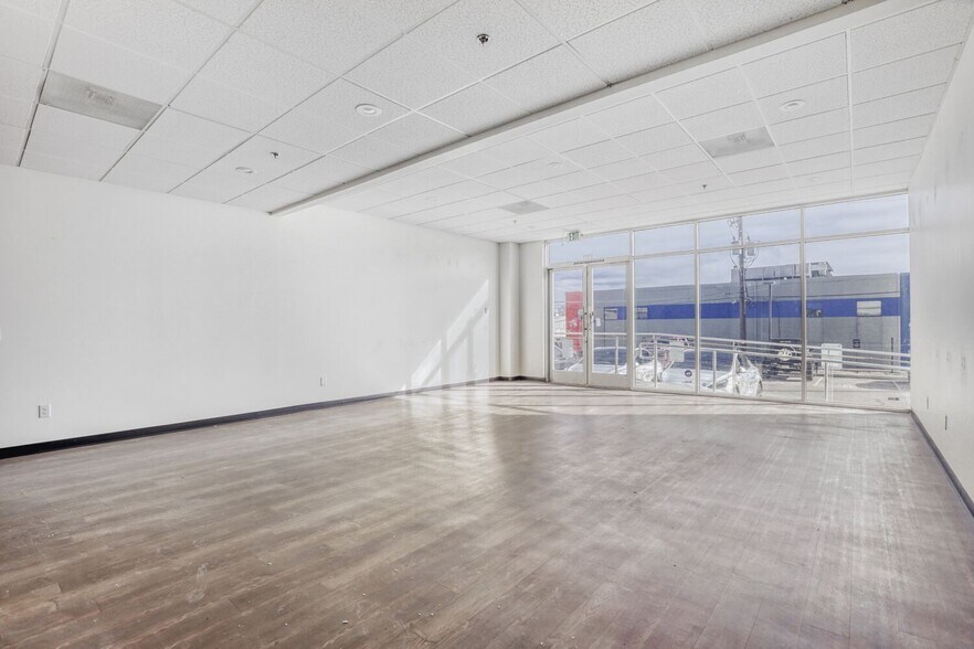 More Photos Of 5925 E Evans Ave, Denver Mixed Retail For Lease