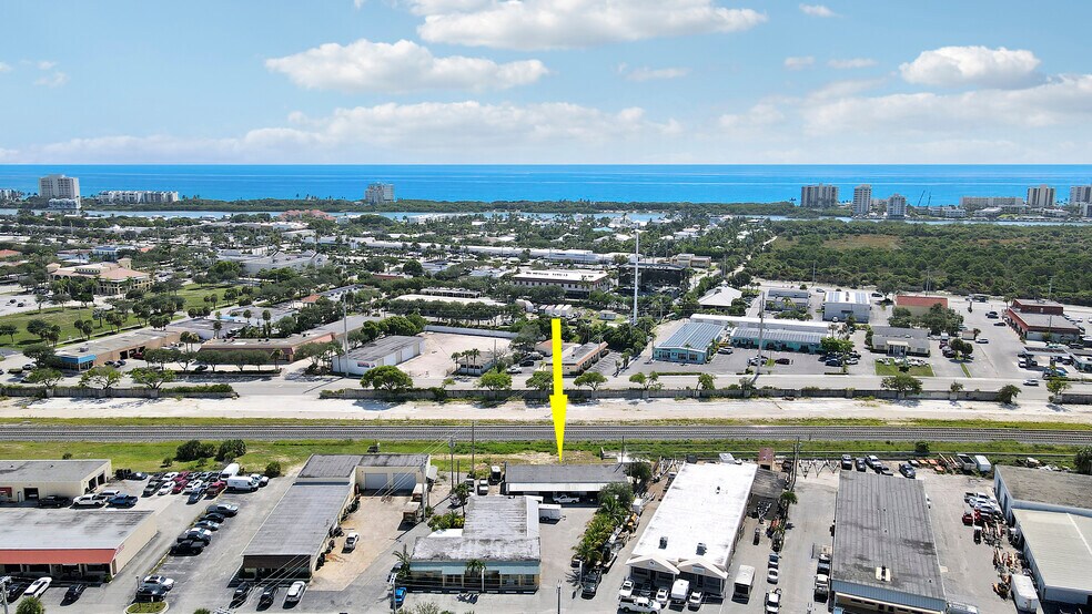 More Photos Of 1660 Cypress Dr, Jupiter Warehouse For Sale