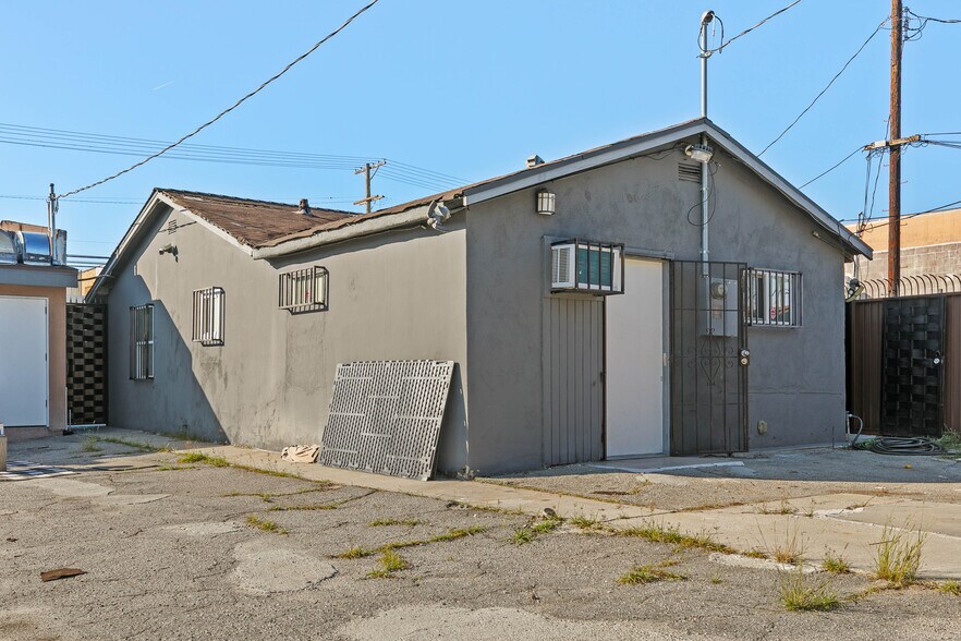 More Photos Of 5520-5522 Cahuenga Blvd, North Hollywood Freestanding For Sale