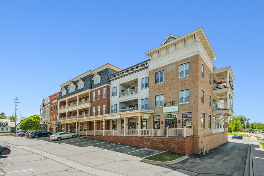 More Photos Of 601-637 Genesee St, Delafield Apartments For Sale