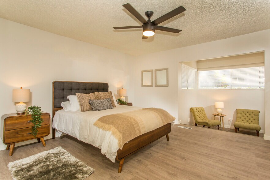 More Photos Of 12128 Ramona Ave, Hawthorne Apartments For Sale