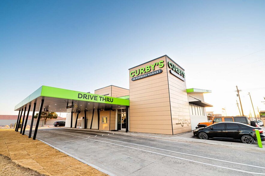 Primary Photo Of 1903 Milwaukee Ave, Lubbock Fast Food For Sale