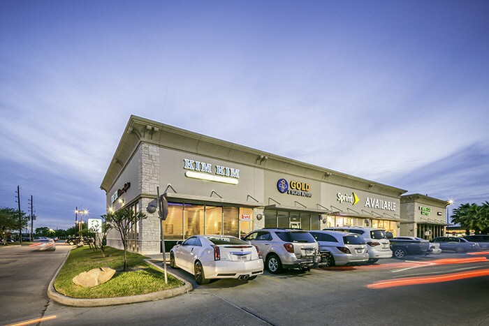 More Photos Of 19841-19865 US 290 Hwy, Houston Unknown For Lease