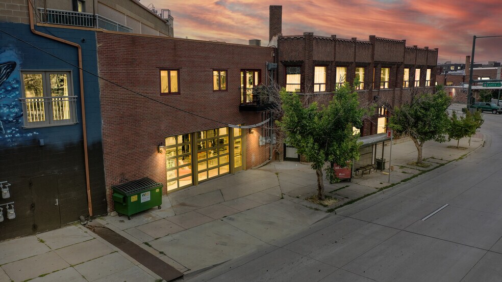 More Photos Of 2150 Curtis St, Denver Storefront Retail Office For Sale