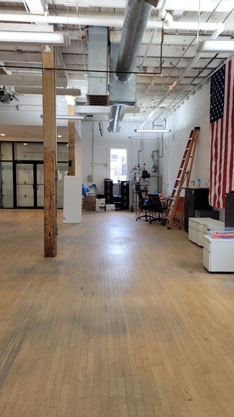 More Photos Of 84 Hamilton St, Cambridge Office For Lease