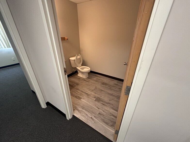 More Photos Of 3625 Hutchinson Rd, Cumming Office For Lease