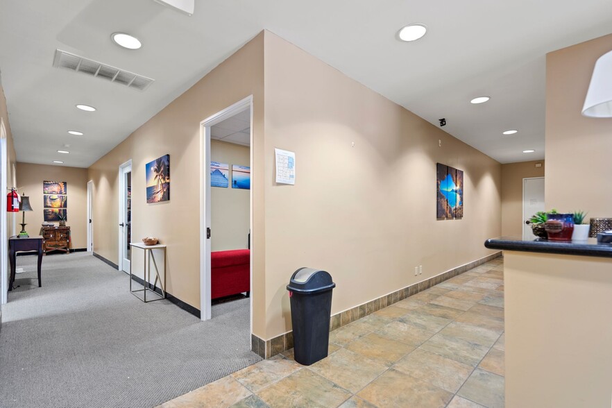 More Photos Of 1516 Brookhollow Dr, Santa Ana Medical For Lease