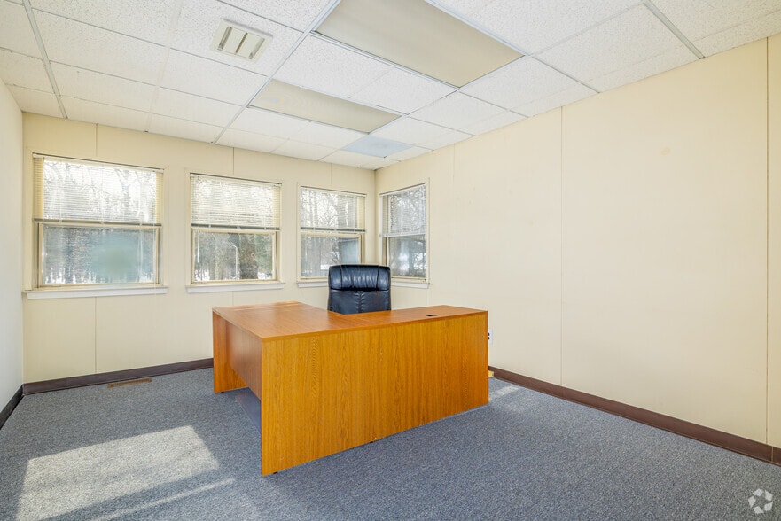 More Photos Of 100-1000 Birchfield Dr, Mount, Mount Laurel Unknown For Lease