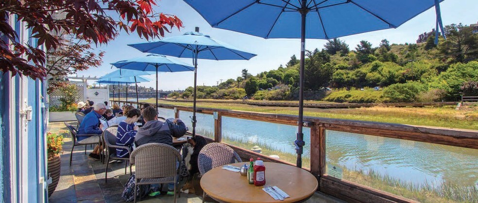 More Photos Of 200 Shoreline Hwy, Mill Valley Restaurant For Lease