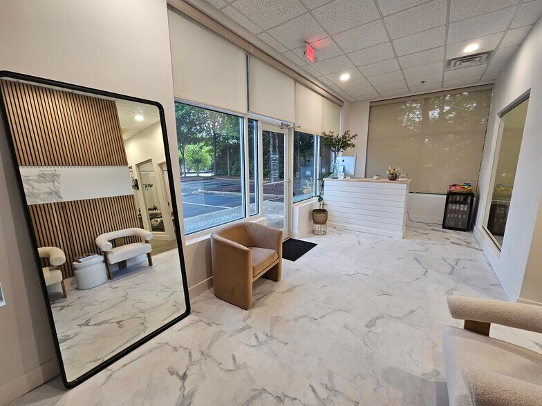 More Photos Of 3960 Old Milton Pky, Alpharetta Storefront Retail Office For Lease