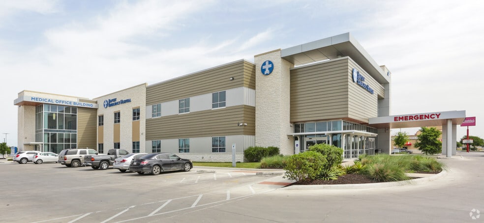 More Photos Of 7719 IH-35 S, San Antonio Hospital For Lease