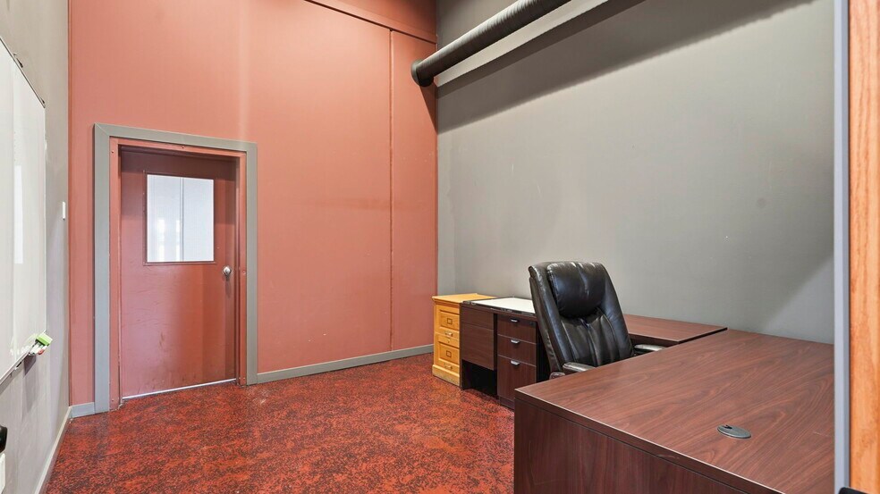 More Photos Of 490 South Ave, Spruce Grove Manufacturing For Sale