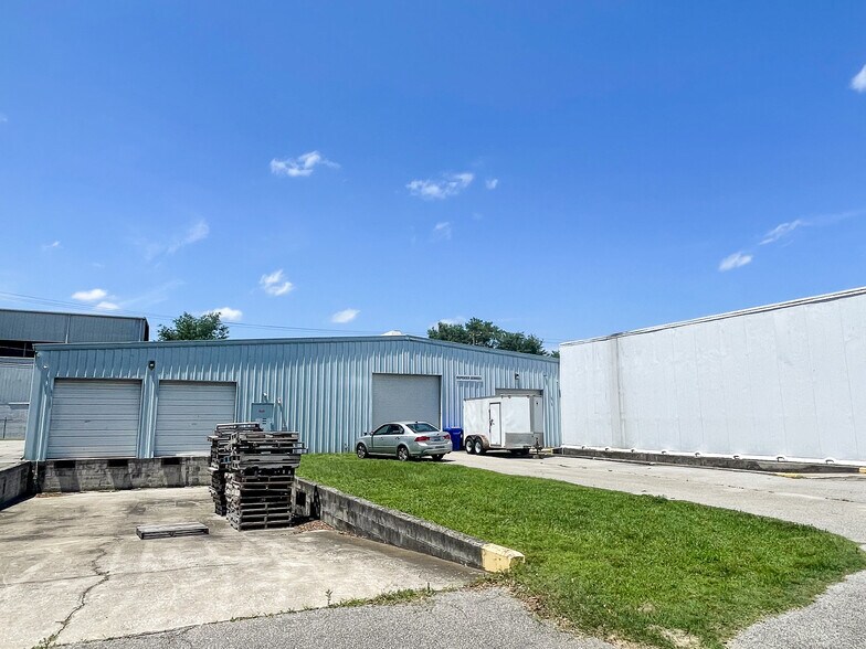 Primary Photo Of 4273 Domino Ave, North Charleston Warehouse For Lease