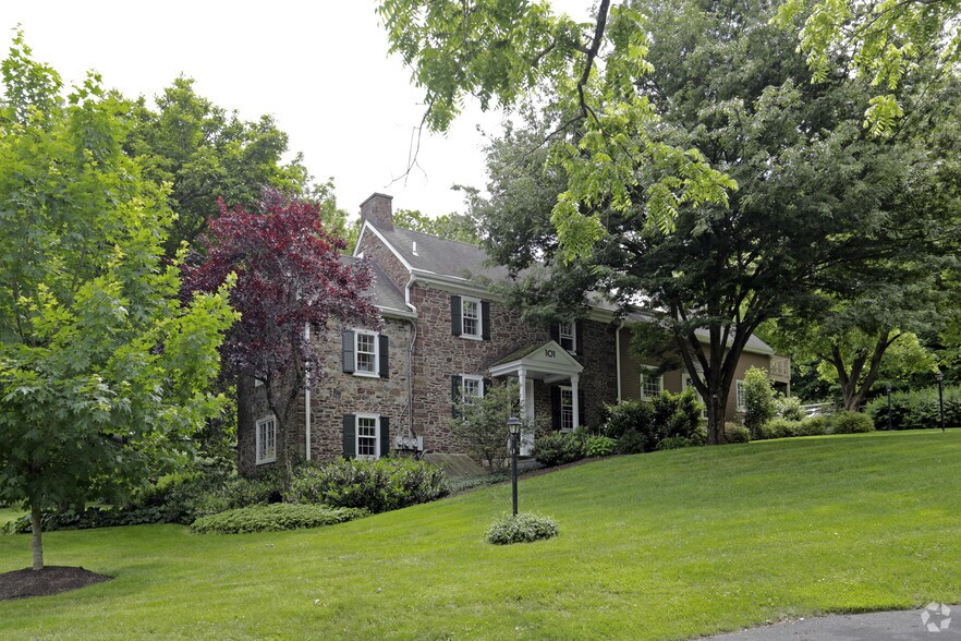More Photos Of 1107 Taylorsville Rd, Washington Crossing Office For Lease