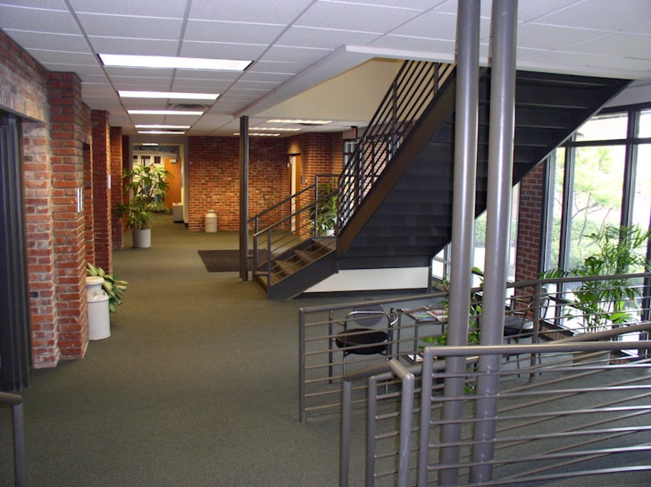 More Photos Of 400 W 7th St, Bloomington Office For Lease