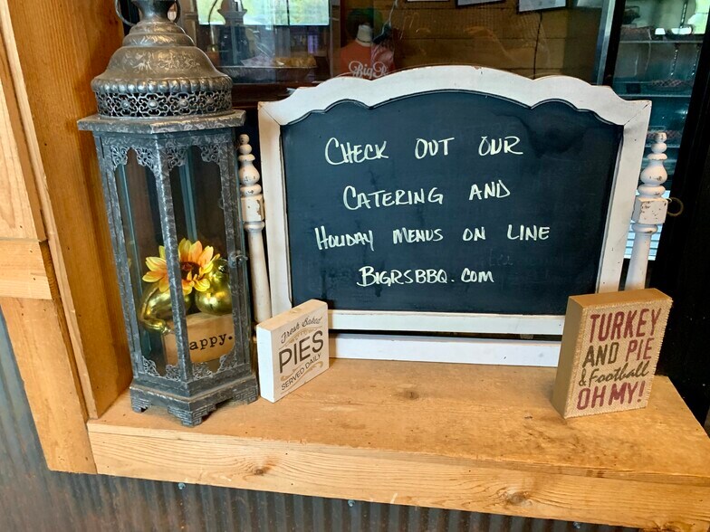 More Photos Of 1220 E 15th St, Joplin Specialty For Sale