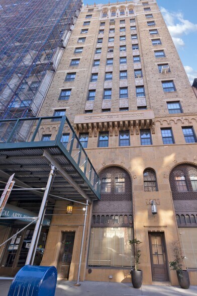 More Photos Of 142-144 Joralemon St, Brooklyn Medical For Sale