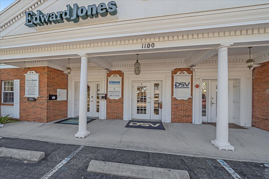 More Photos Of 1100 S Tamiami Trl, Venice Office For Sale