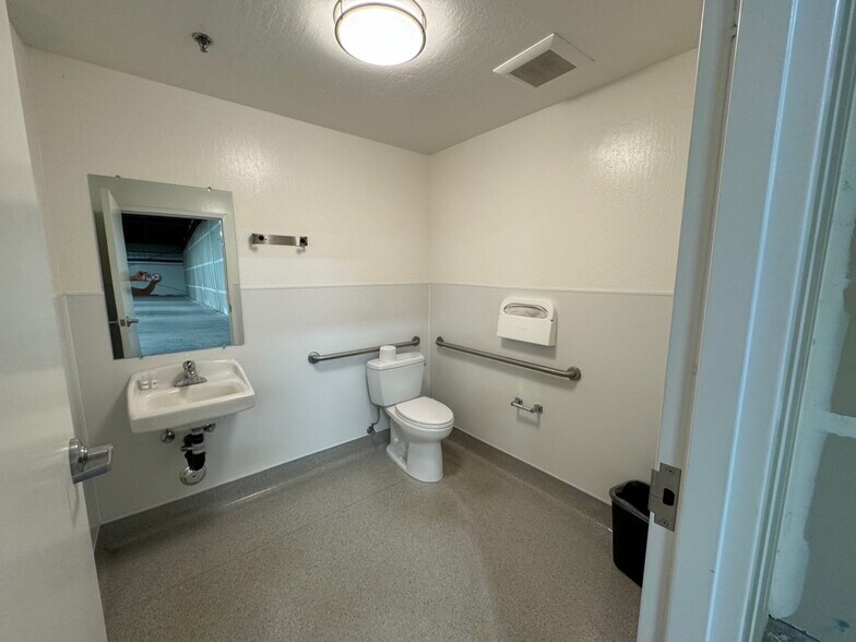 More Photos Of 35325-35263 Fircrest St, Newark Industrial For Sale