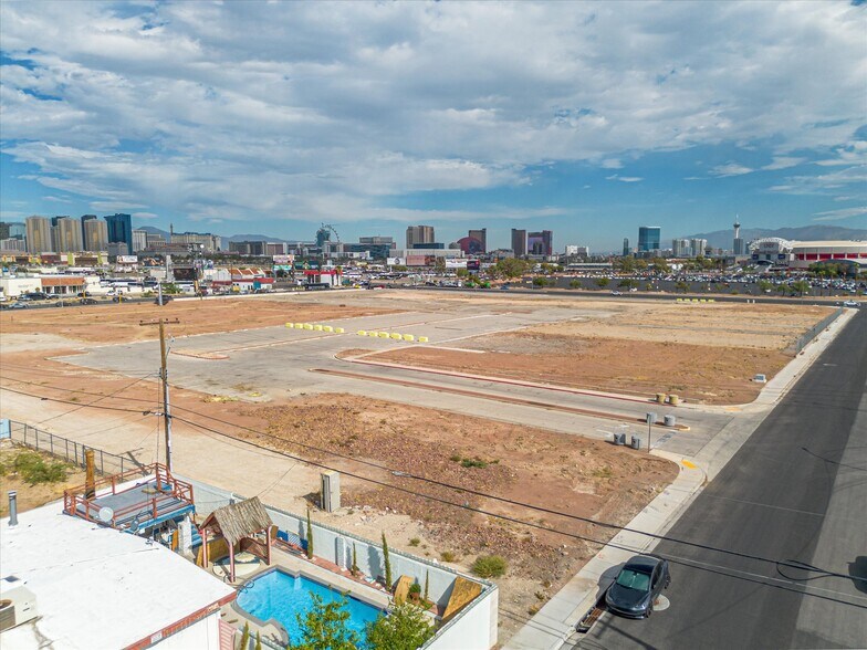 More Photos Of 851 E Tropicana Ave, Las Vegas Land For Sale