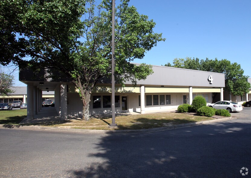 More Photos Of 11701- I-30 Hwy, Little Rock Unknown For Lease