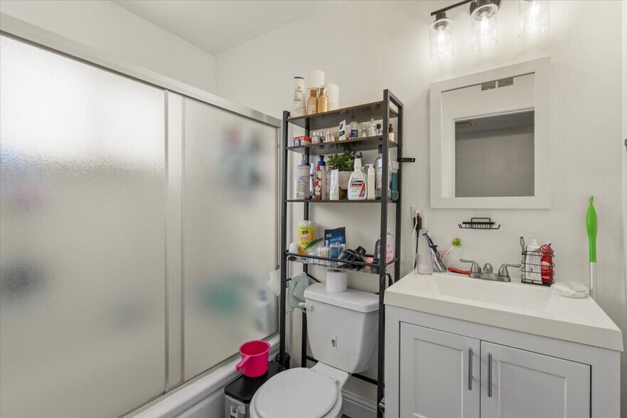 More Photos Of 616 Canyon Rd, Redwood City Multifamily For Sale