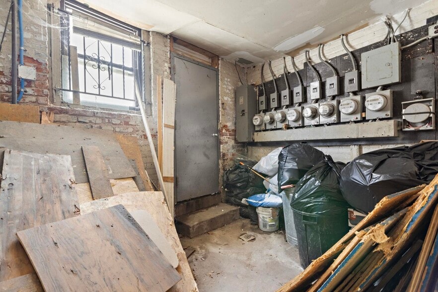 More Photos Of 91 Bergen Ave, Jersey City Apartments For Sale