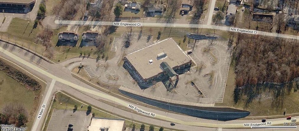 More Photos Of 101 NW Englewood Rd, Gladstone Medical For Sale