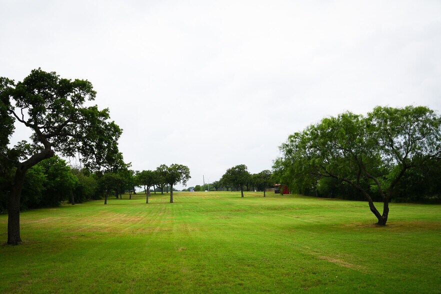 More Photos Of 1555 S Burleson Blvd, Burleson Land For Sale