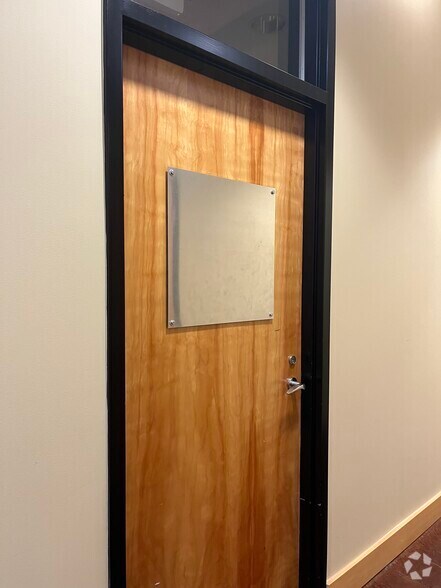 More Photos Of 214 W Tremont Ave, Charlotte Office For Lease