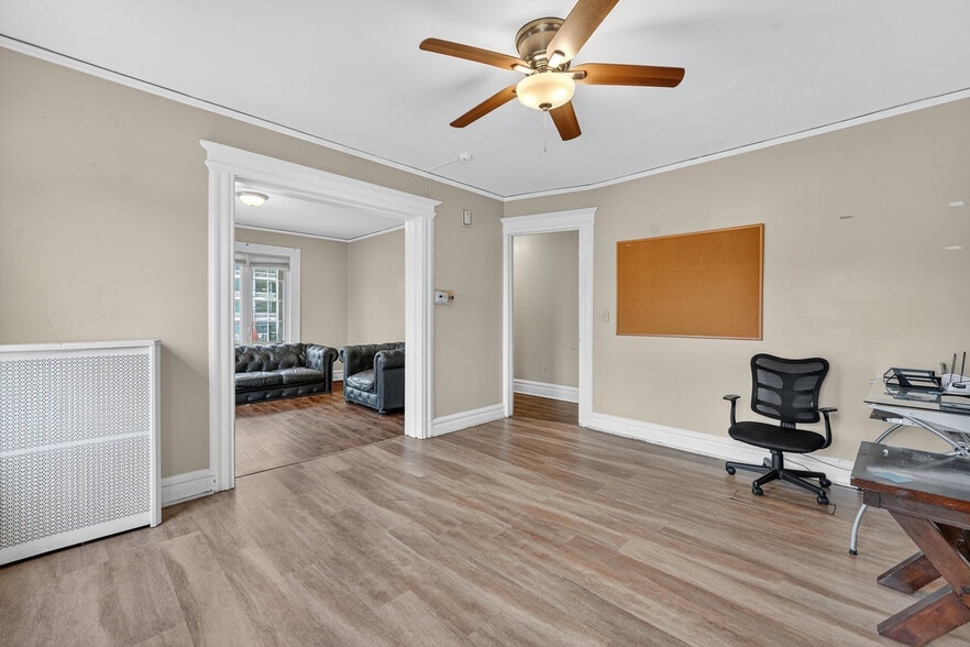 More Photos Of 160 Bloomfield Ave, Verona Storefront Retail Office For Sale