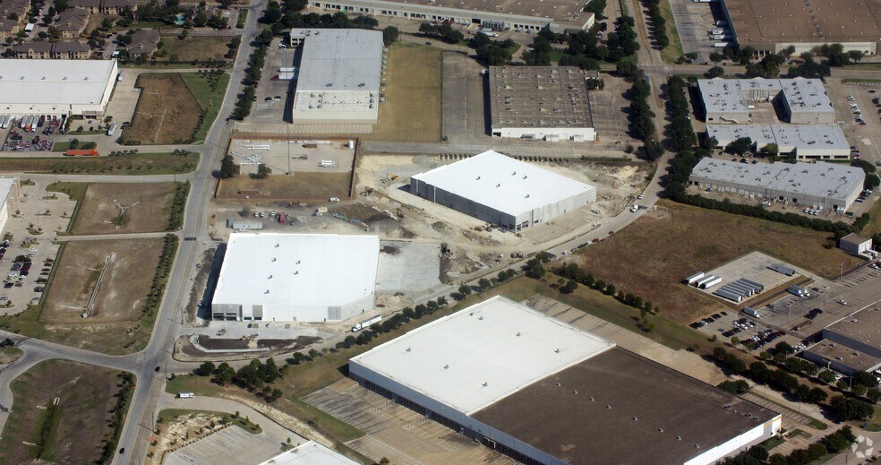 More Photos Of 9175 Autobahn Dr, Dallas Warehouse For Lease